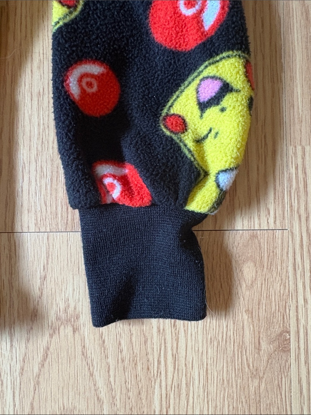 Pikachu Kids Pyjamas - Picture 3 of 4